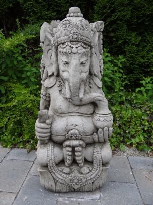 Sitzender Elefantengott Ganesha